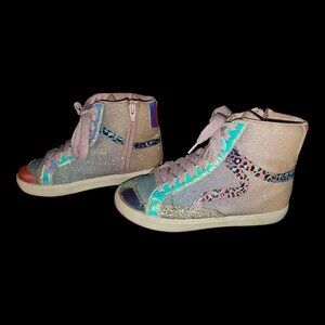 Girls High-Top Glitter with an iridescent finish sneakers